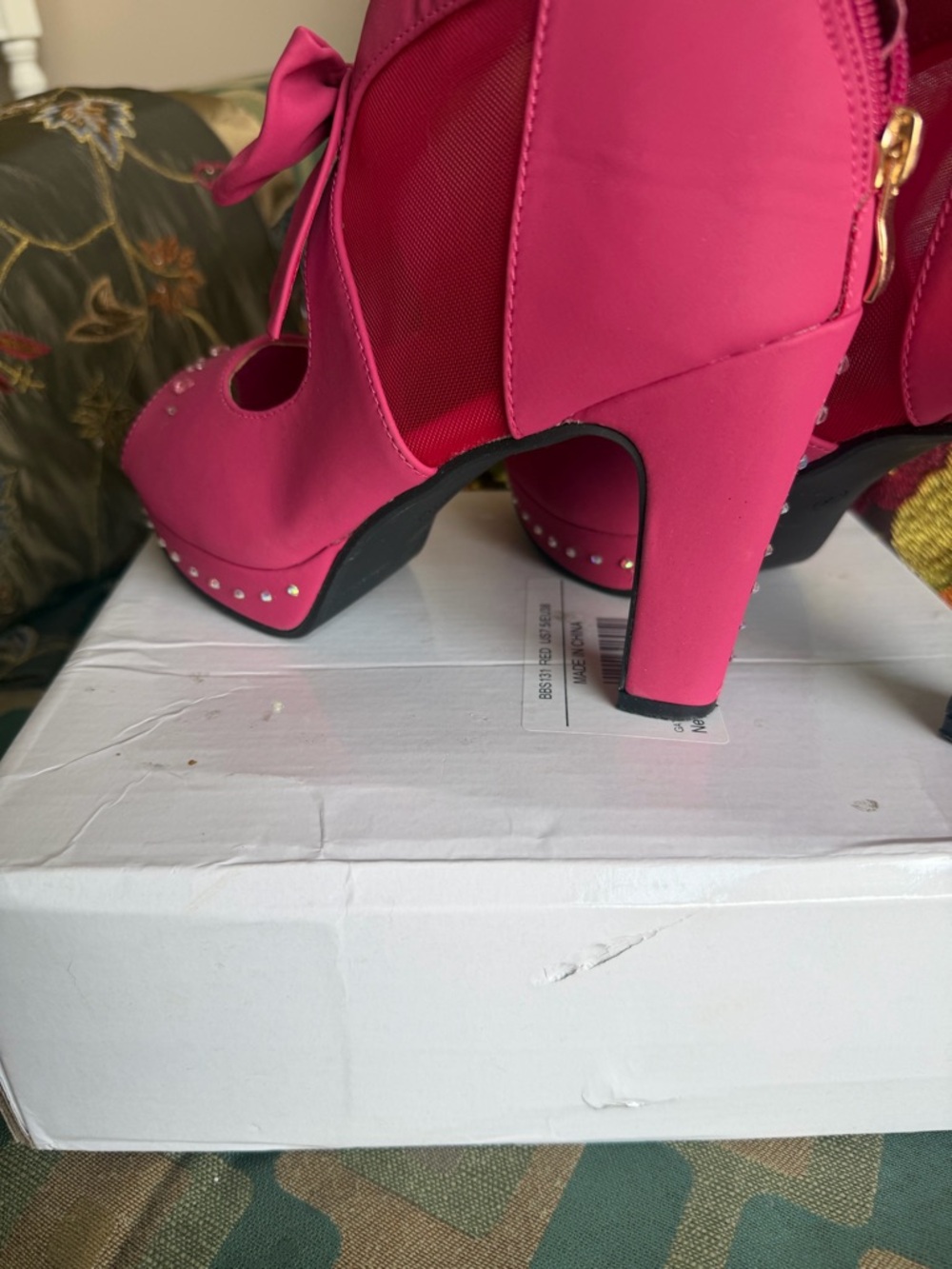 Women’s Hot Pink High Heel Platform Pumps